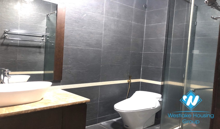 4 bedroom unfurnished house for rent near Unis